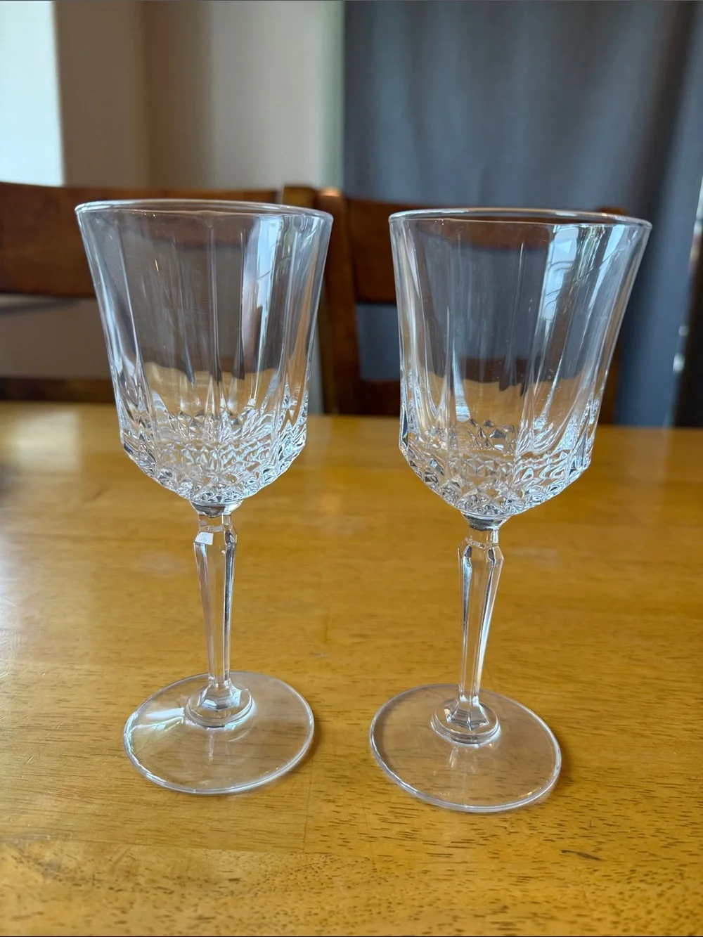 Crystal Cut Wine Glasses - Clear Stemware (Pair)